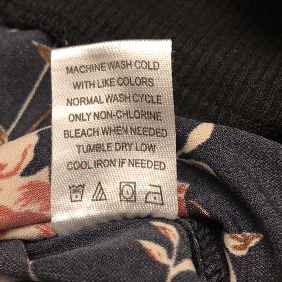 Fabulous Floral Bomber Jacket Sz M - Picture 8 of 9